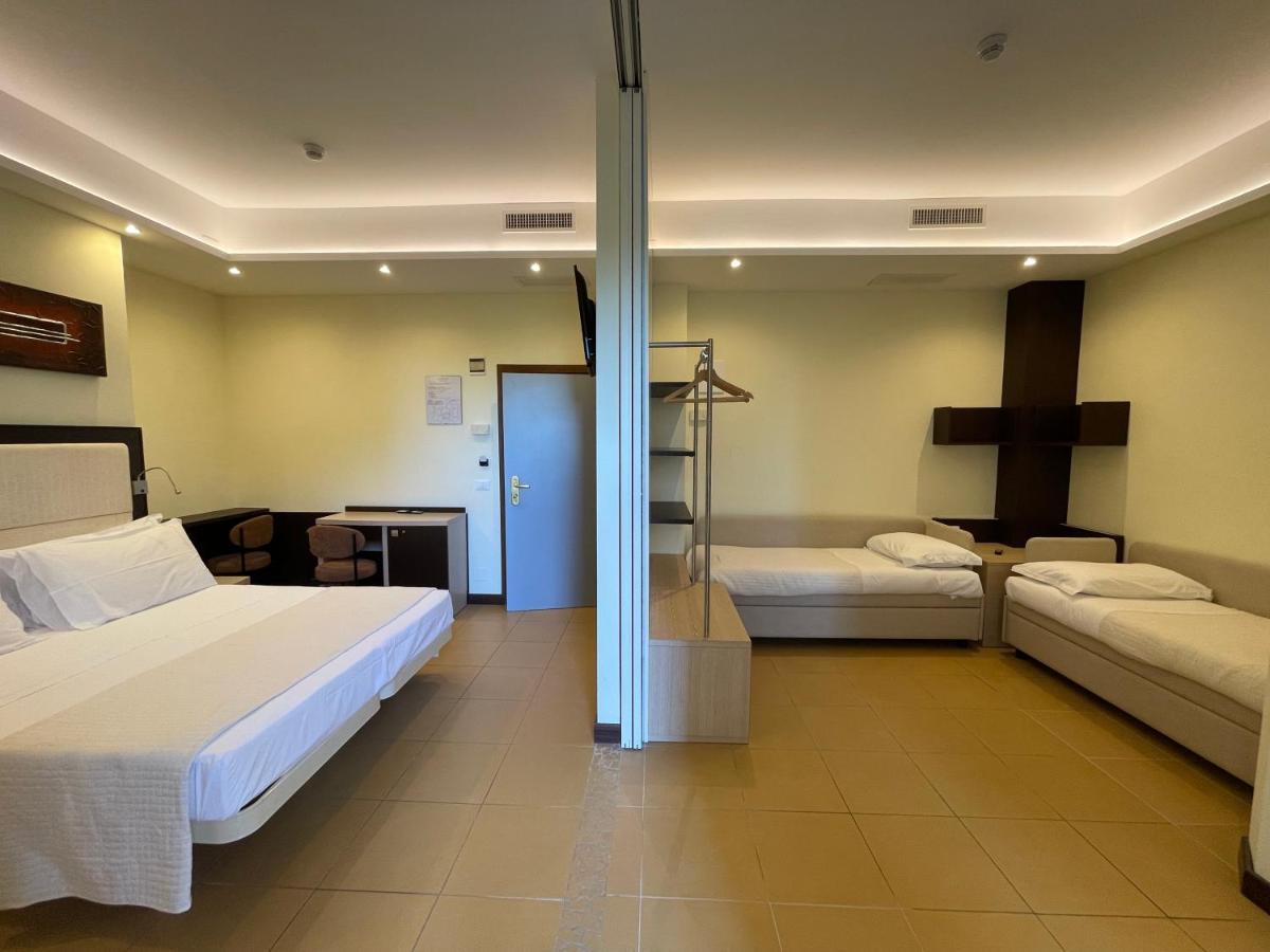 Hotel City ريميني المظهر الخارجي الصورة